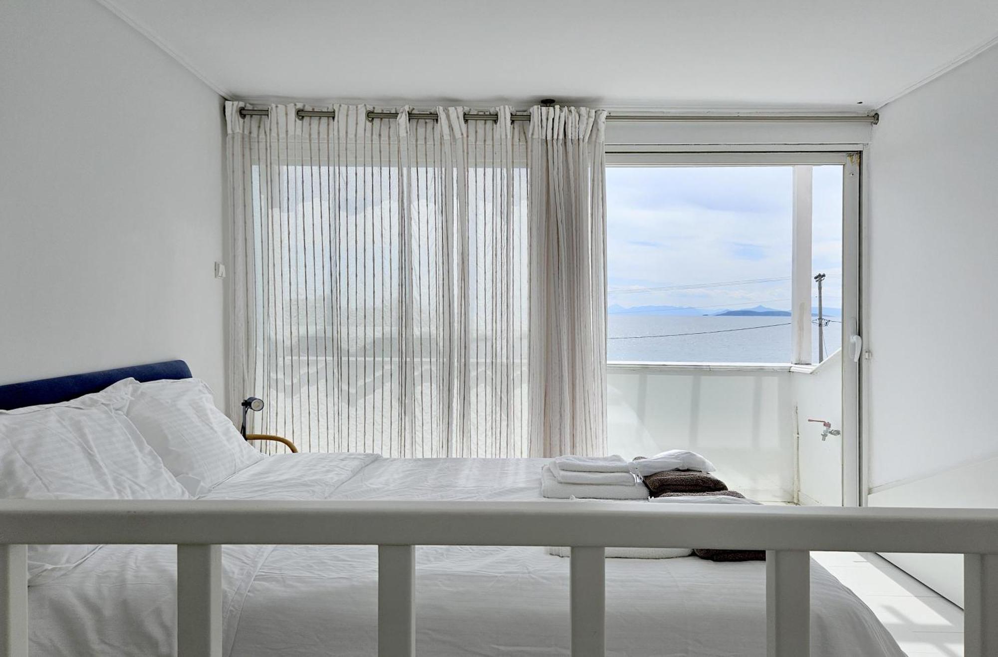 Lagonisi Beach House Kalivia Thorikou Zewnętrze zdjęcie